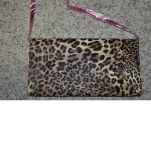 Leopard Clutch Handbag Purse Nicki Minaj Animal Print Foldover Fx Leather Strap - Picture 5 of 6